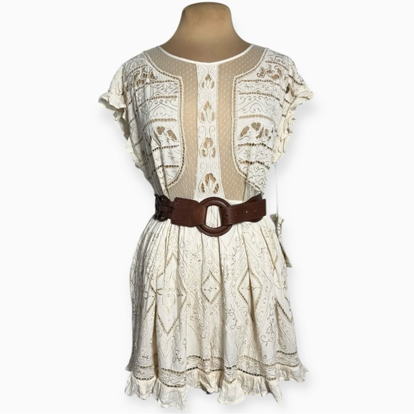 Free People Between Dreams Embroidered Romper Size Medium Antique White Cream - Picture 6 of 13